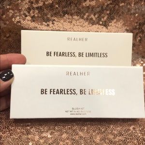 REALHER Blush Kit